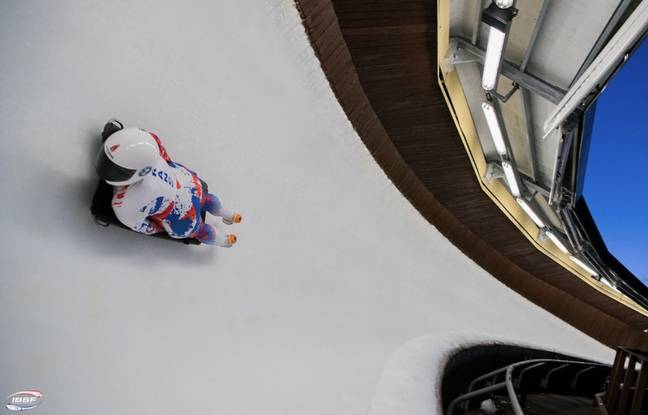 Agathe Bessard peut atteindre les 140 km/h, à plat ventre sur sa luge, durant ses courses de skeleton.